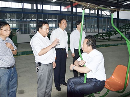 中國(guó)煤炭機(jī)械工業(yè)協(xié)會(huì)理事長(zhǎng)張勇蒞臨我公司檢查、指導(dǎo)工作