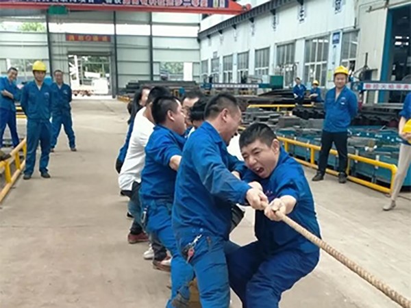 【湘潭恒欣】開展拔河比賽！
